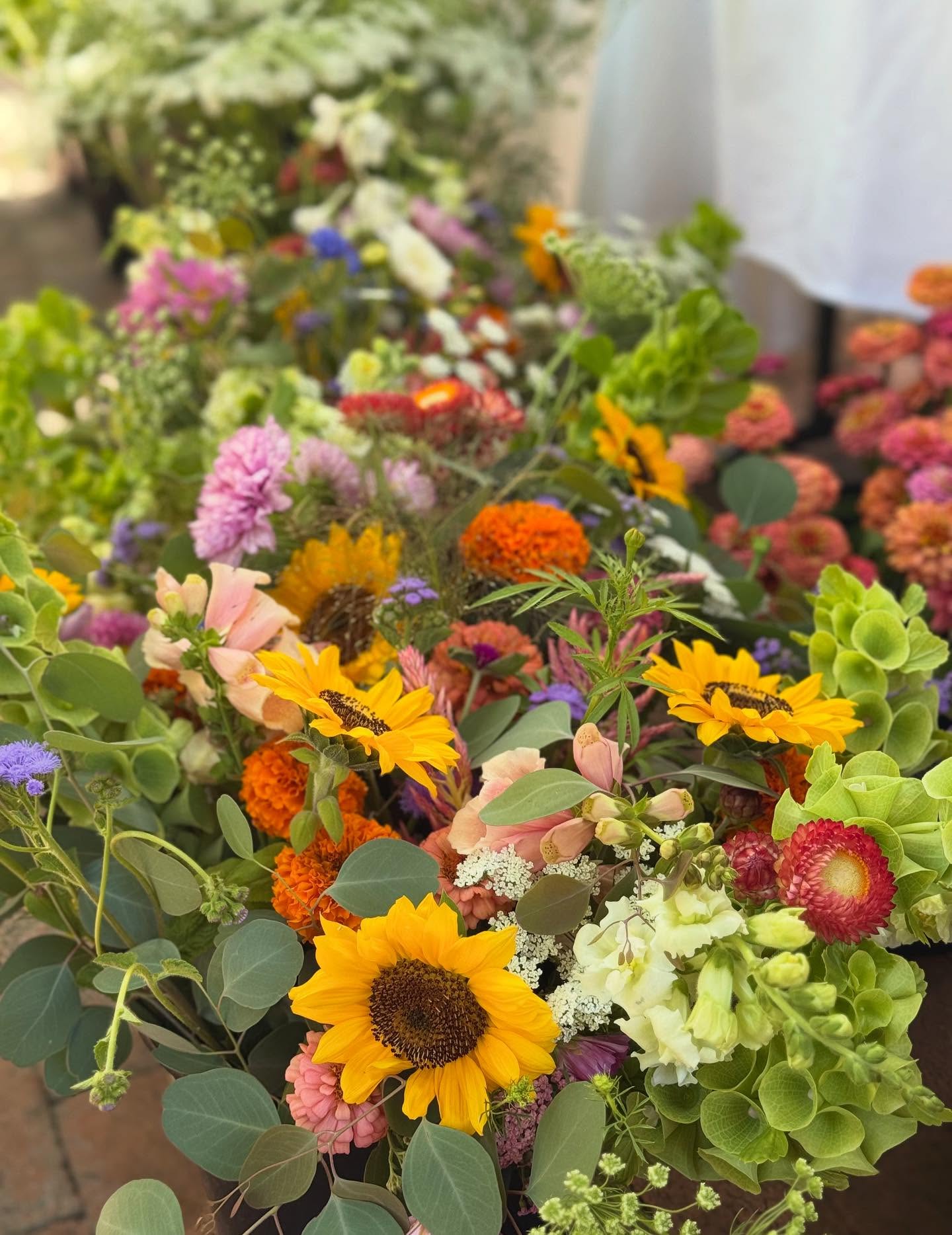 DIY Farmer's Choice Flower Bucket